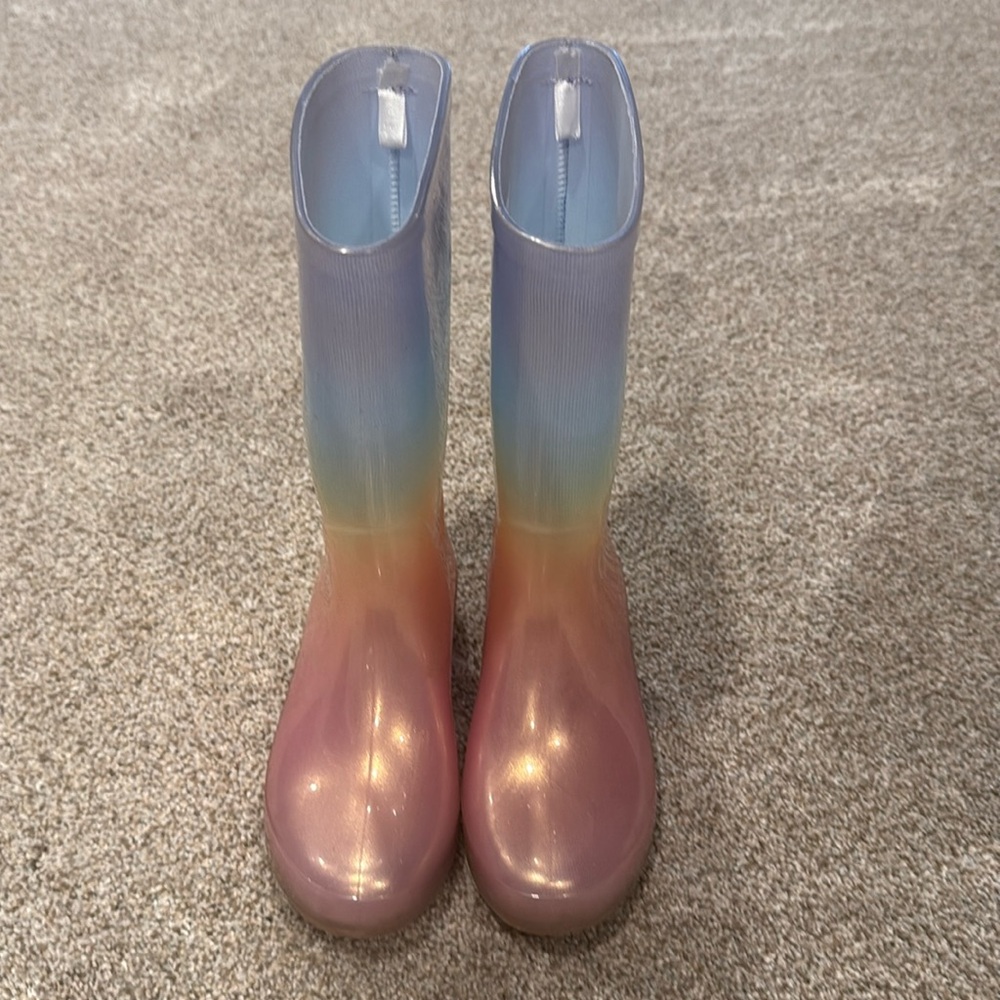 Cat & Jack Girls’ Rainboots Size 13